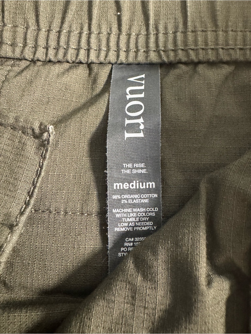 VUORI OLIVE GREEN RISE AND SHINE BRAND NEW MENS PANT - Picture 2 of 11